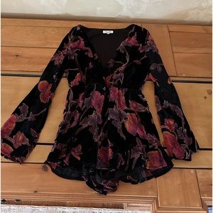 Honey Belle Velvet Romper size small